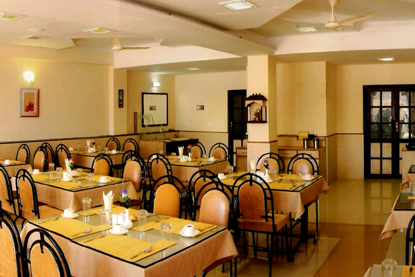 Amutham Veg Restaurant