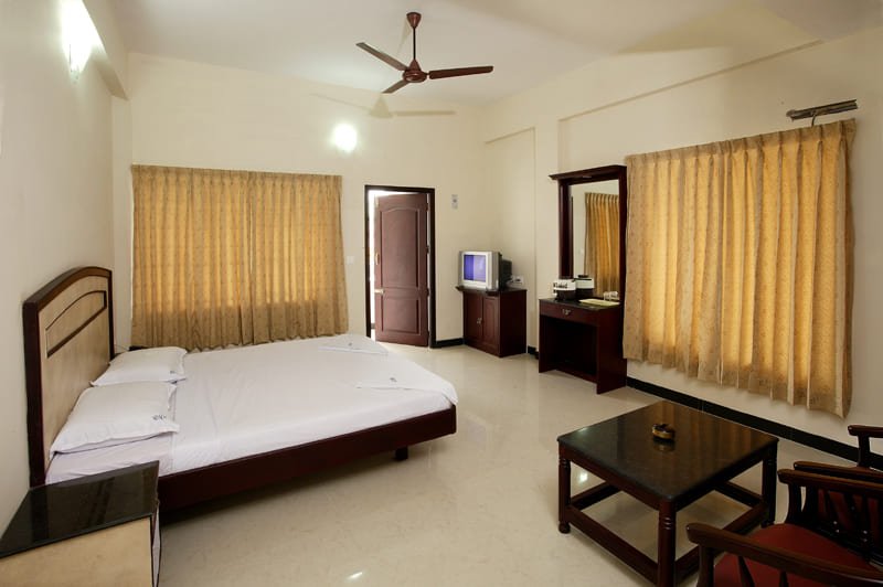 Deluxe Room (5)